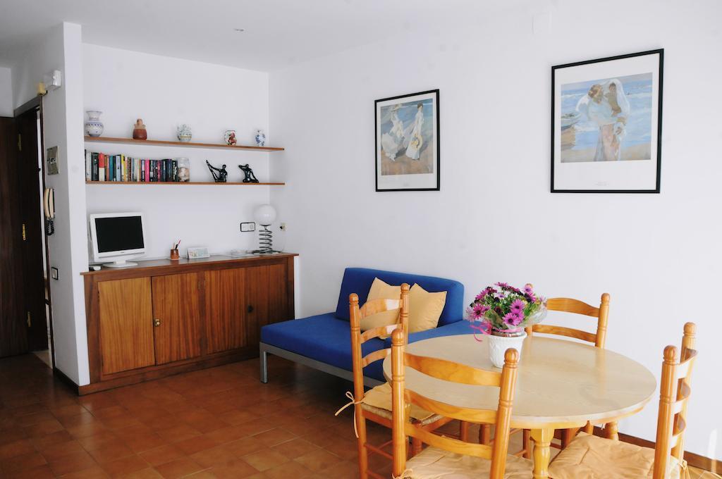 Apartaments Bonaventura 7 Sitges Bilik gambar