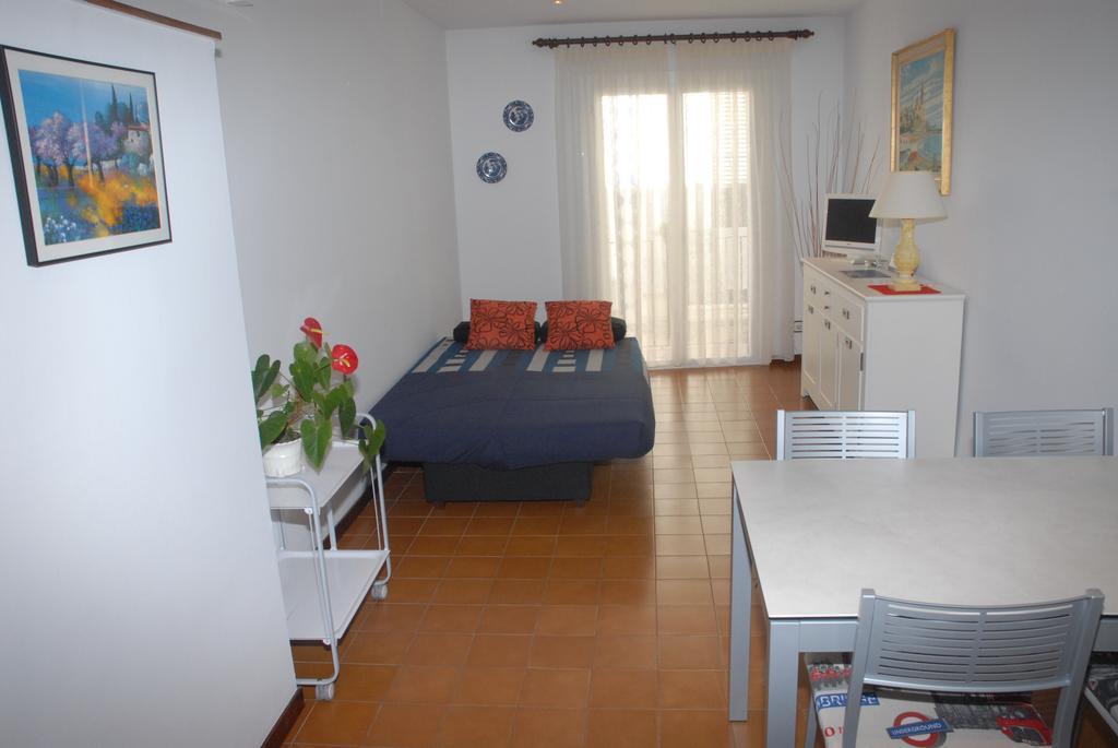 Apartaments Bonaventura 7 Sitges Luaran gambar